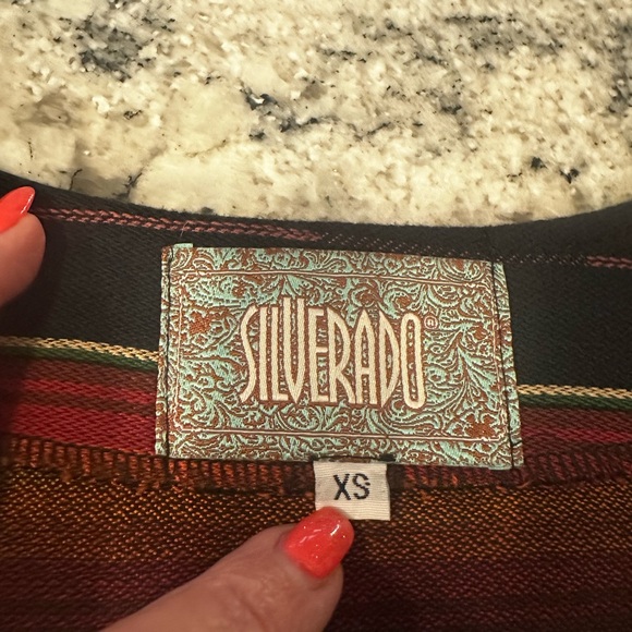 Silverado Serape Top - Size XS **Like New** - Picture 8 of 10